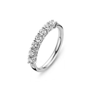 Moments 15117AW Ring