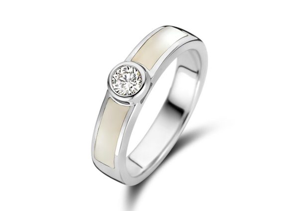 Moments 15152AW Ring