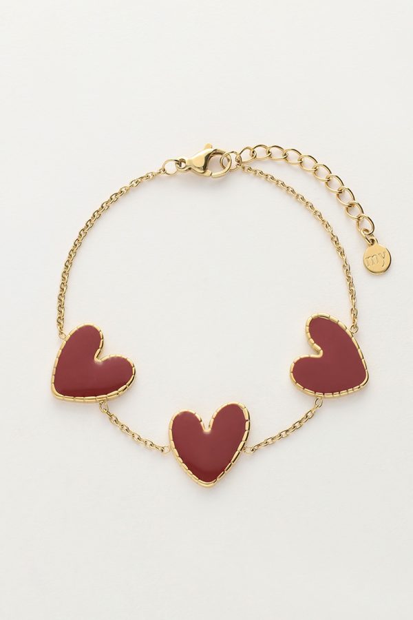 Fijne armband met burgundy hartjes